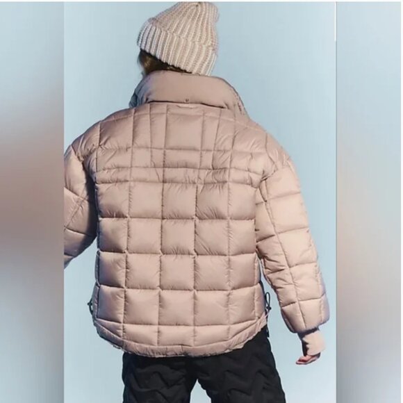 Free People NWT Like A Dream Reversible Puffer Jacket Cream Pink size L - Picture 5 of 11